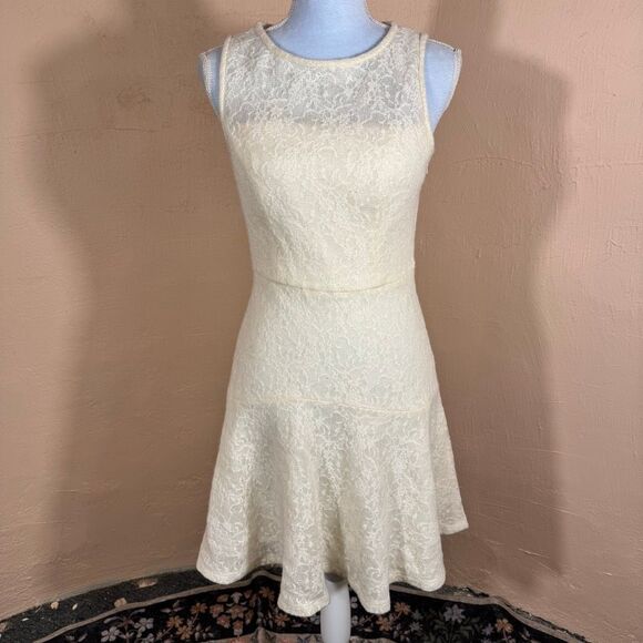 Black Halo Dresses & Skirts - Black Halo Cream Lace Fit & Flare Mini Dress | Size 6 | Illusion Neckline